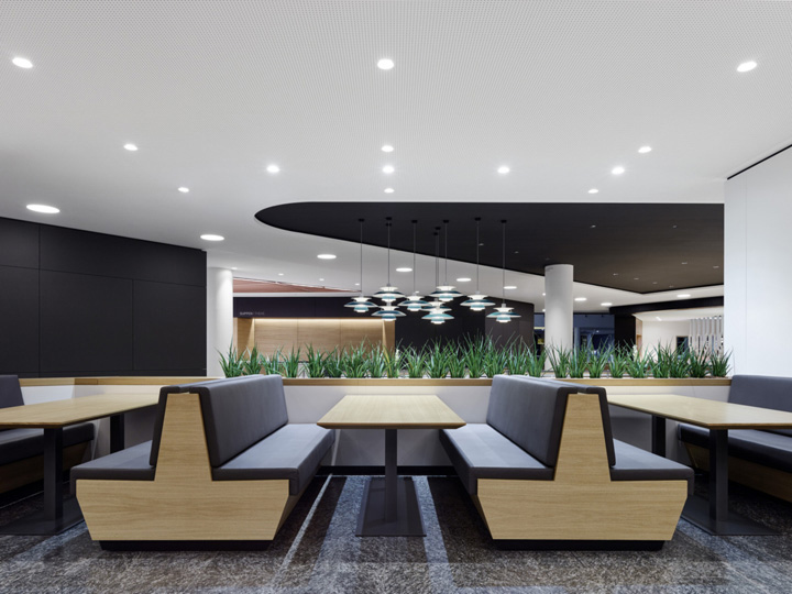 点击浏览大图 精致摩登 SAP软件沃尔多夫培训中心改造设计欣赏